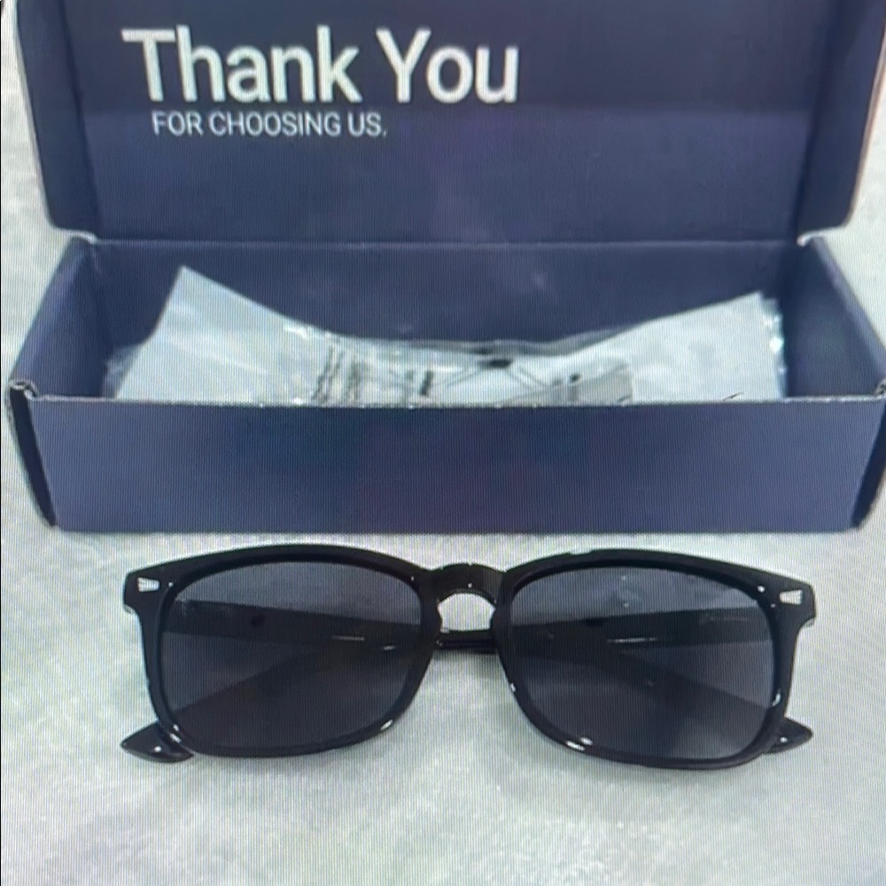 Stylish Black Sunglasses